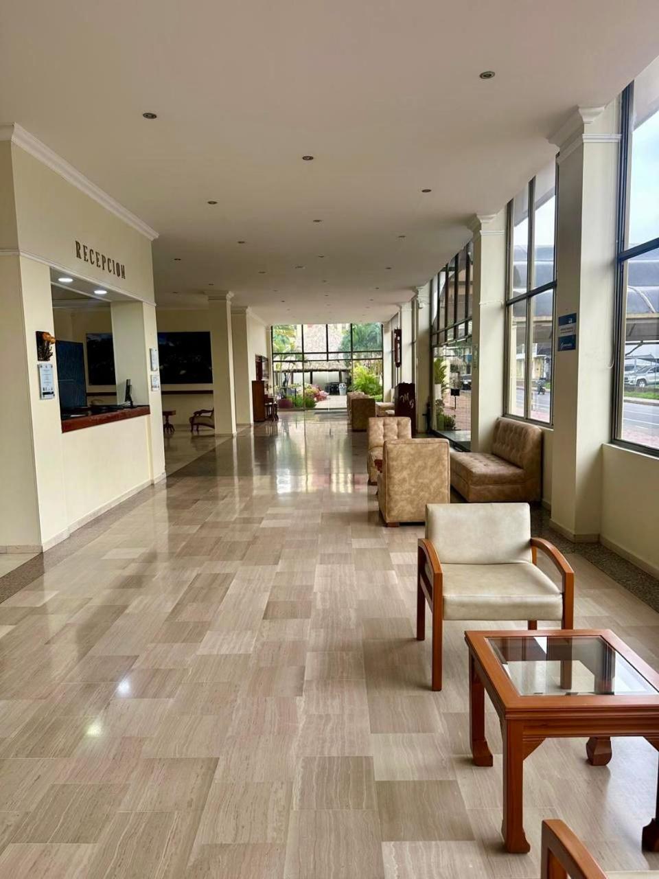 Hotel Maria Gloria Villavicencio Bagian luar foto