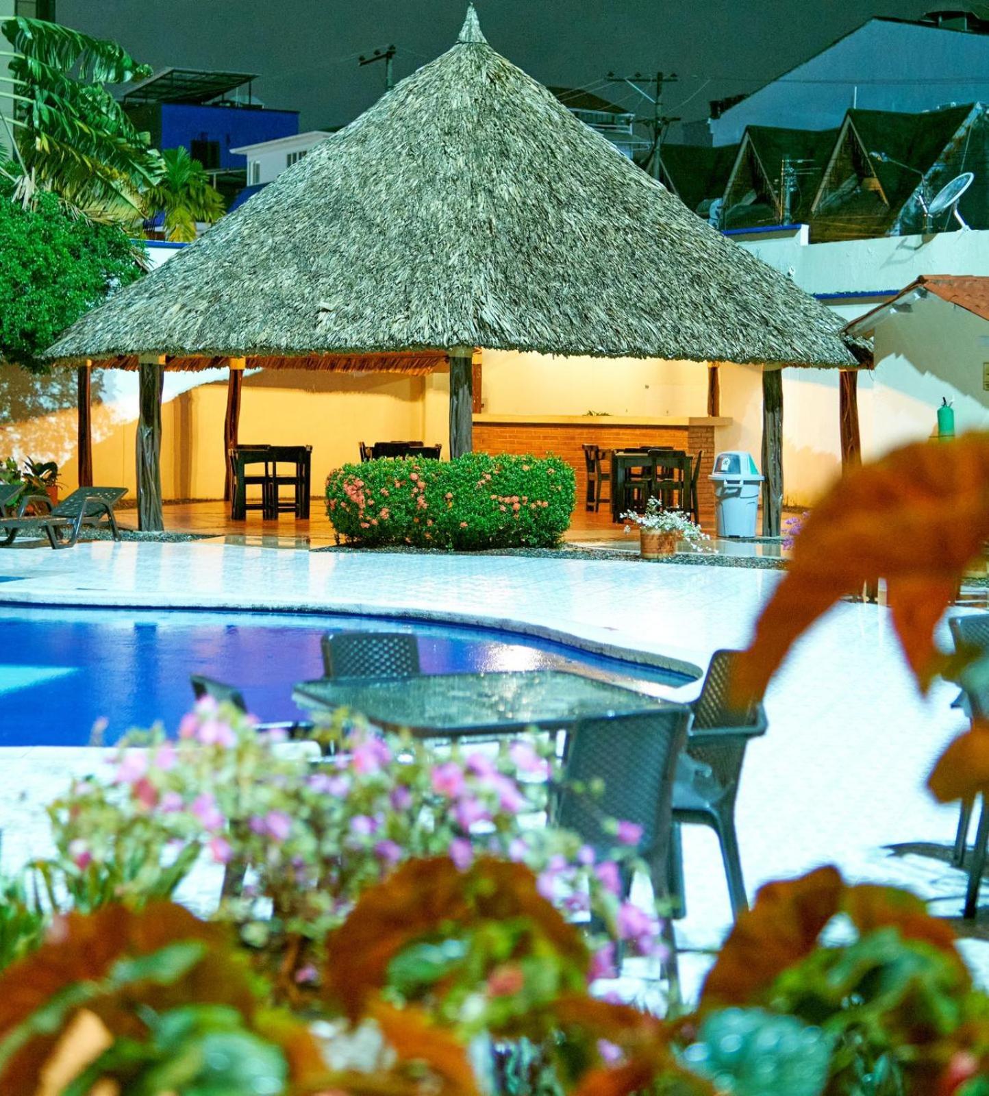 Hotel Maria Gloria Villavicencio Bagian luar foto