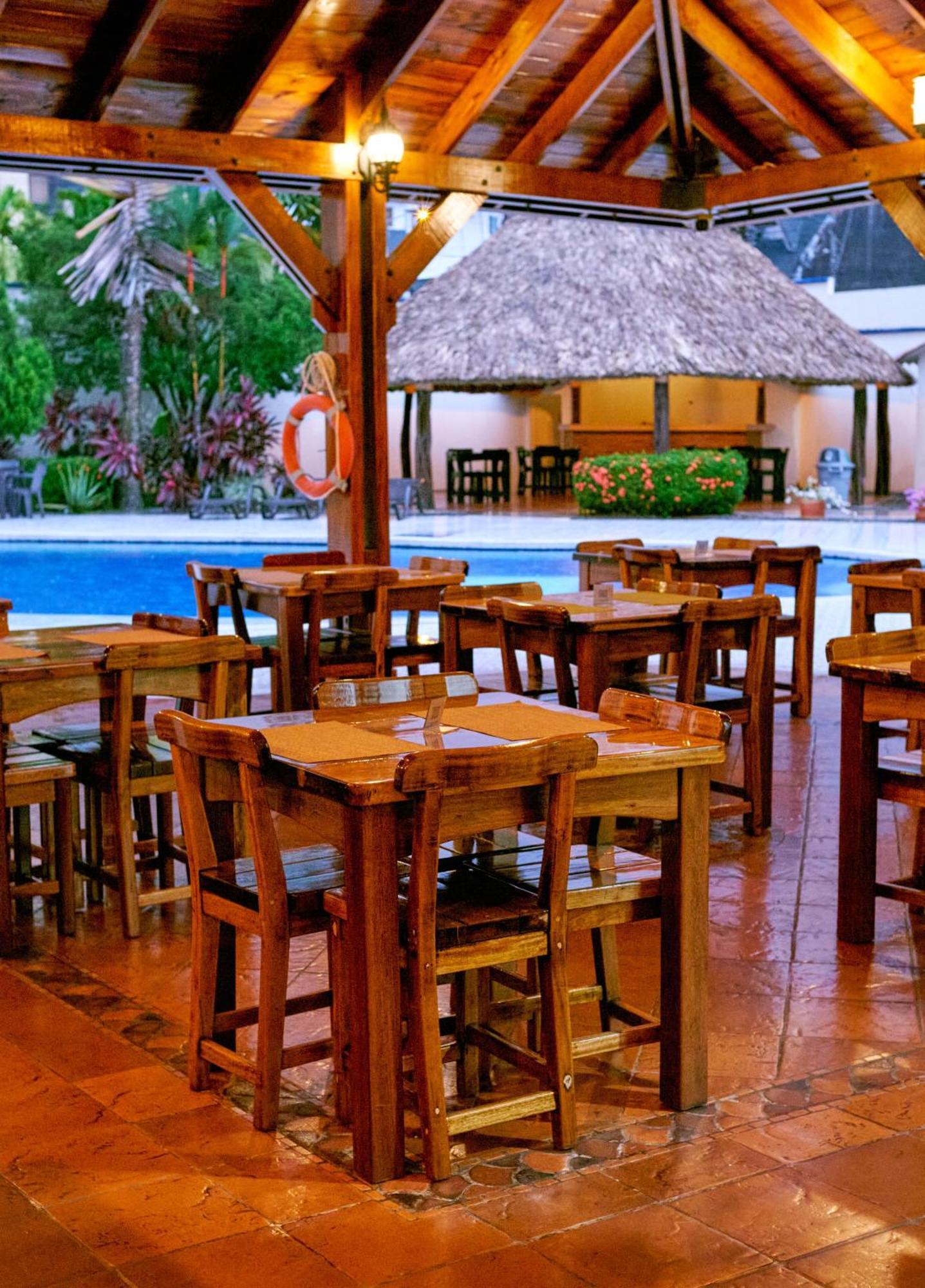 Hotel Maria Gloria Villavicencio Bagian luar foto