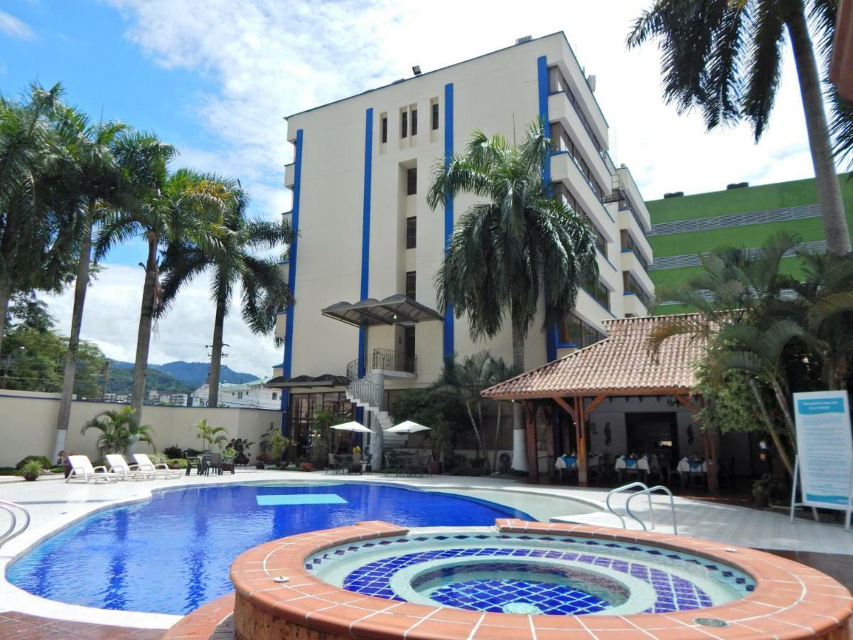 Hotel Maria Gloria Villavicencio Bagian luar foto
